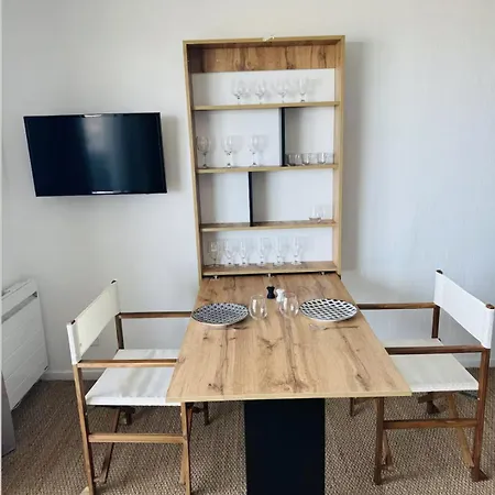 Apartmán Avec Vue Sur La Et Terrasse *