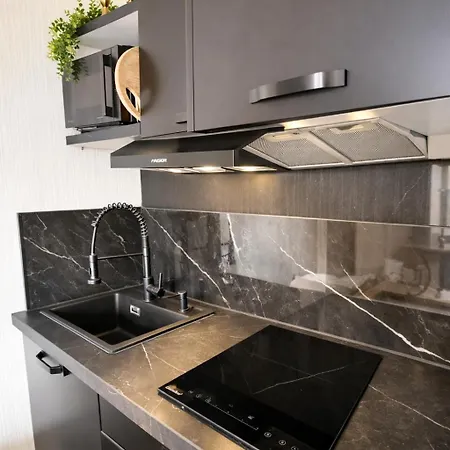 Avec Vue Sur La Et Terrasse Apartmán *