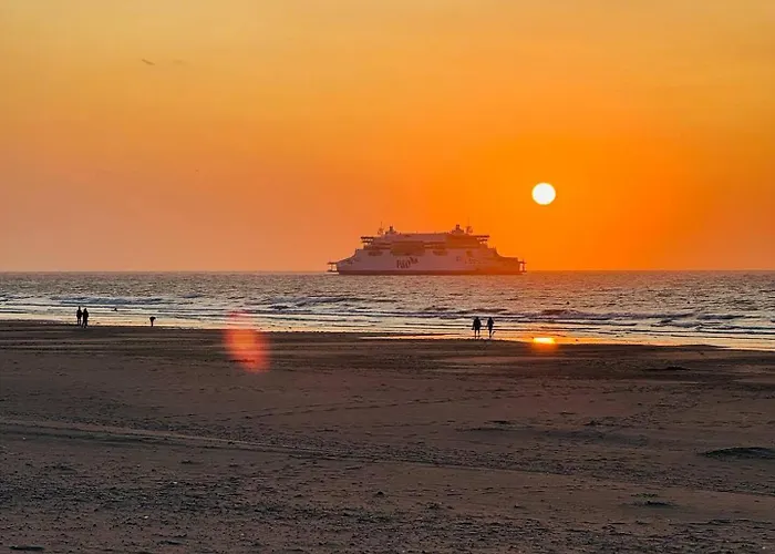 Apartment Avec Vue Sur La Et Terrasse *